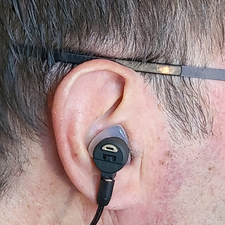 Custom Fit Electronic Silicone Ear Plugs for Shooting